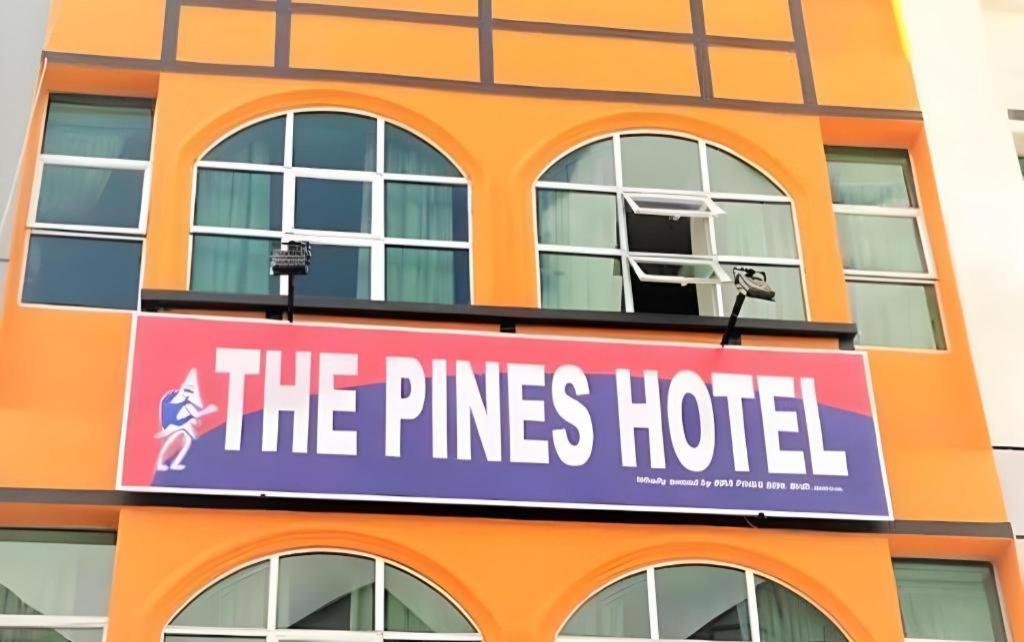 The Pines Hotel Kampung Kuala Terla Exteriér fotografie