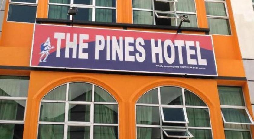 The Pines Hotel Kampung Kuala Terla Exteriér fotografie